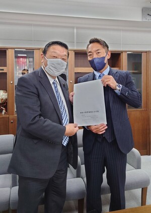 国松 誠神奈川県議会議員のもとへ訪問しました。