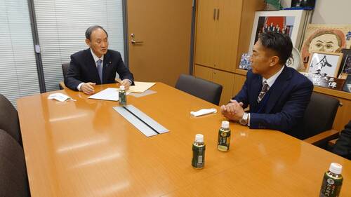 菅 義偉前総理大臣のもとへ訪問しました。